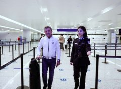 kaiyun官方网站 杭州机场港口首迎片面六国免签搭客入境